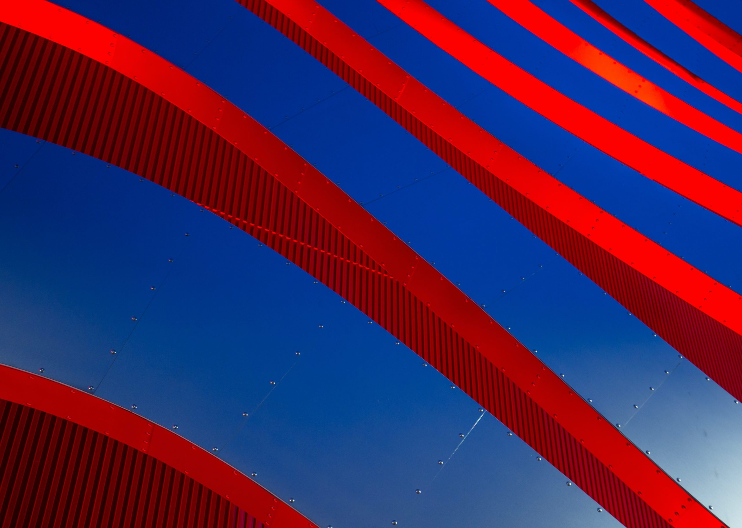 What are the modern methods of steel fabrication?